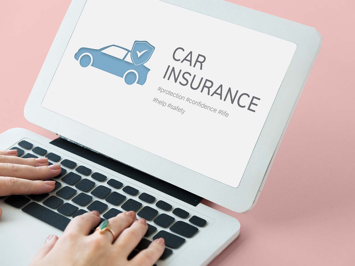 Qué revisar antes de renovar tu póliza de auto